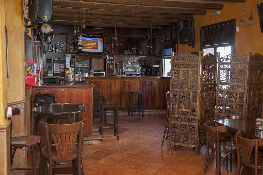 Paterna del Campo 拉鲁塔旅馆酒店 外观 照片
