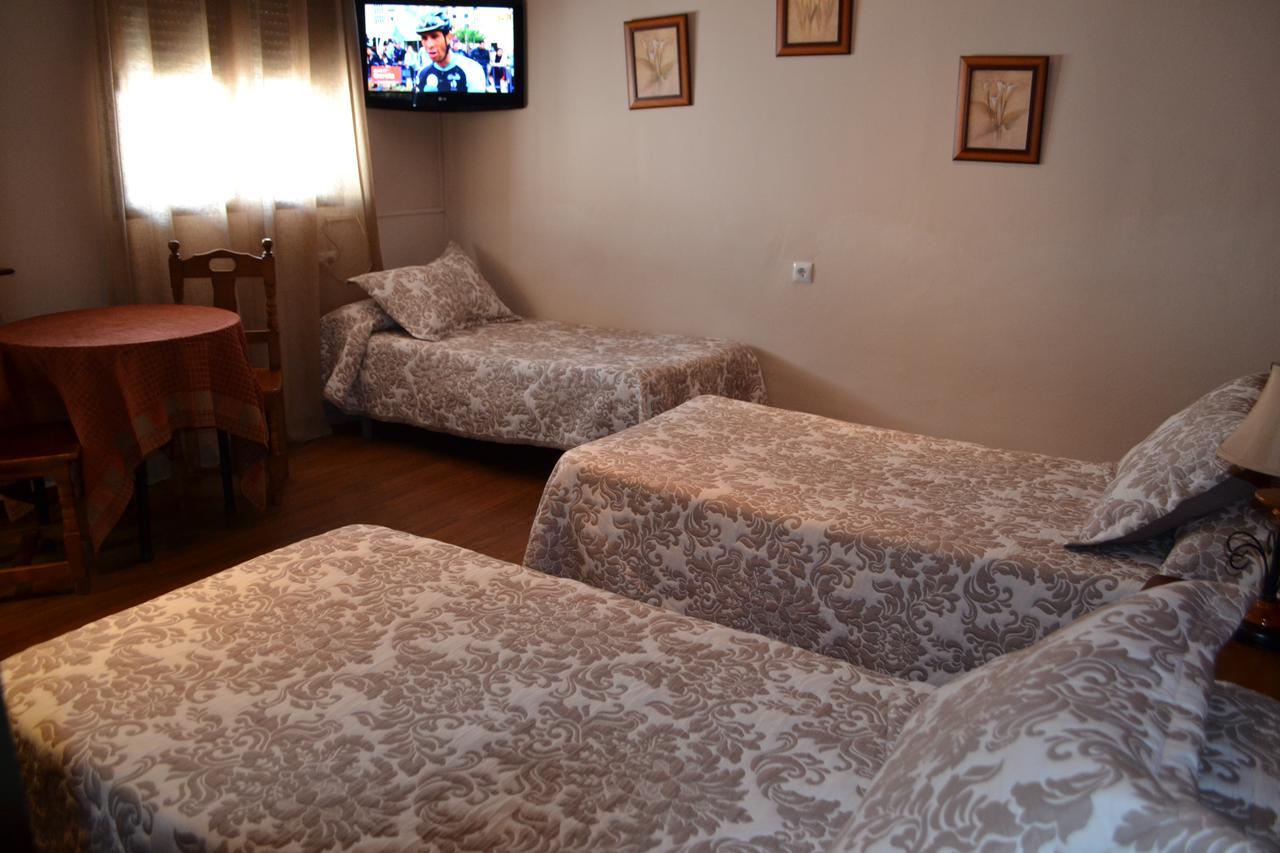 Paterna del Campo 拉鲁塔旅馆酒店 外观 照片