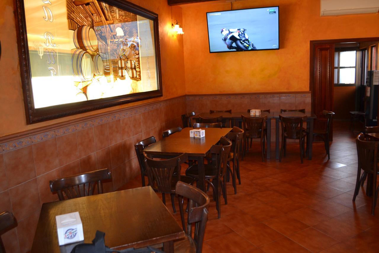 Paterna del Campo 拉鲁塔旅馆酒店 外观 照片